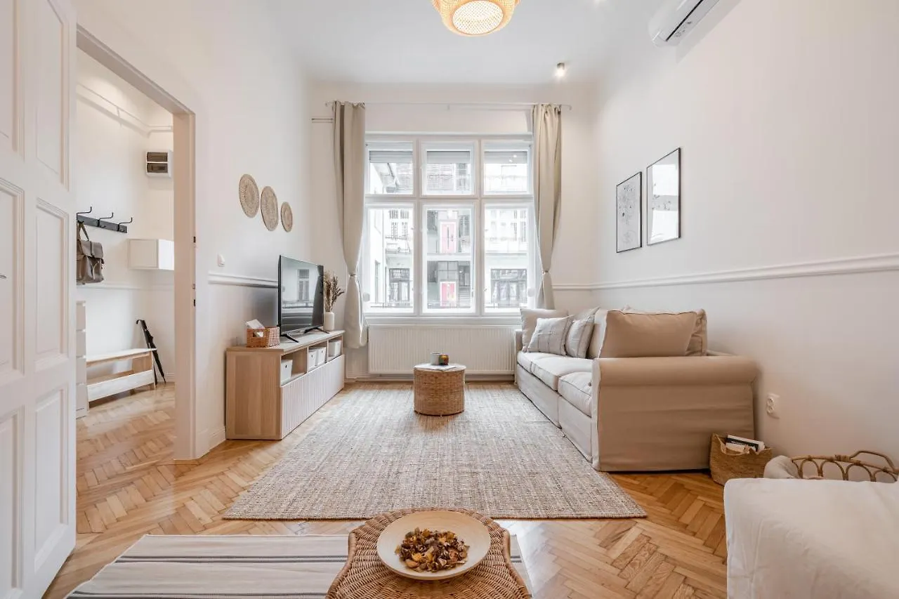 Sassy Lee Apartment Budapest